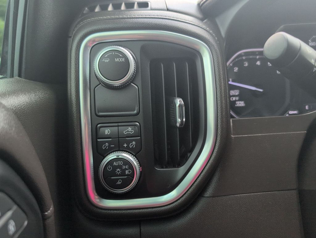 Thumbnail: 2020 GMC Sierra 1500 - 32