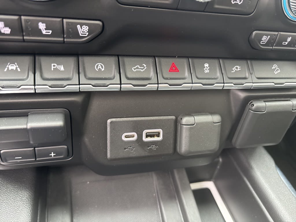 Thumbnail: 2021 GMC Sierra 1500 - 21