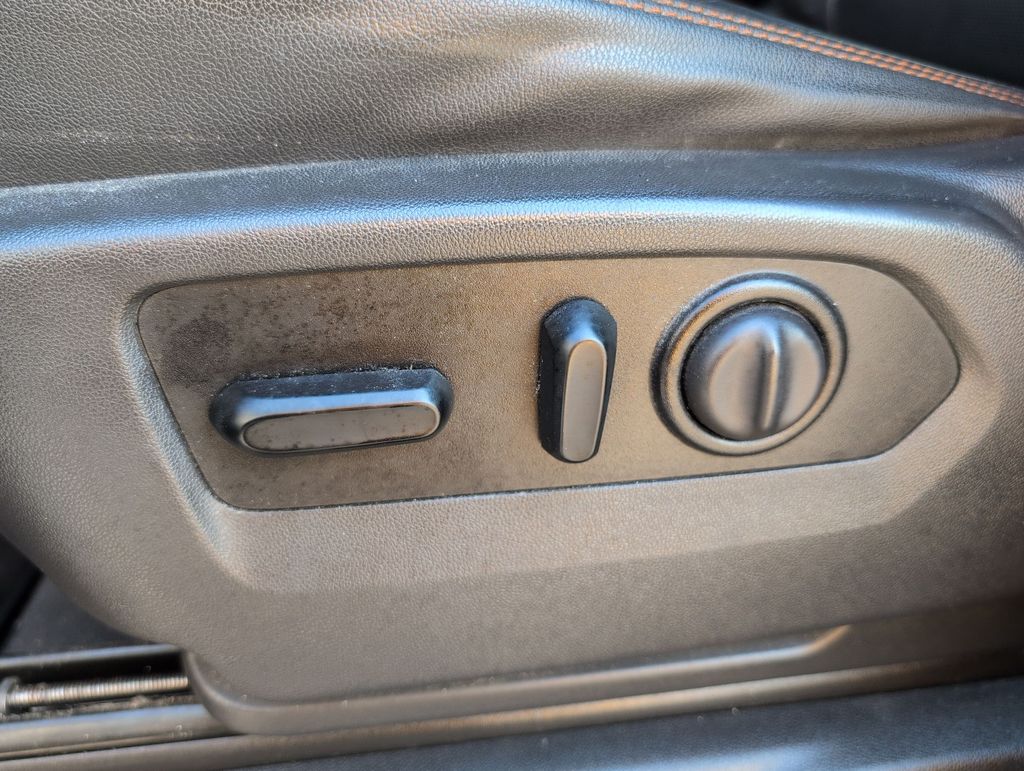 Thumbnail: 2021 GMC Sierra 1500 - 23