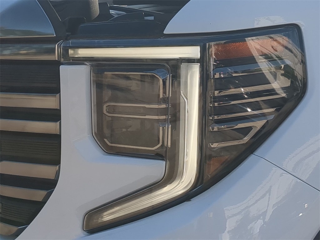 Thumbnail: 2022 GMC Sierra 1500 - 22