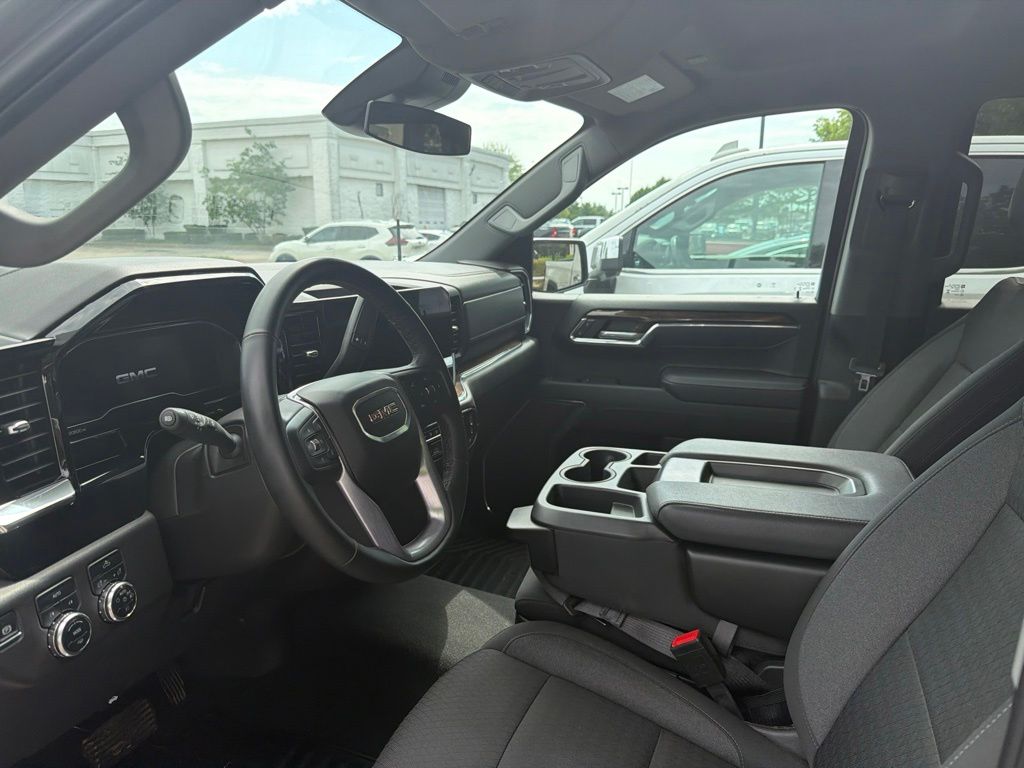 Thumbnail: 2024 GMC Sierra 1500 - 2