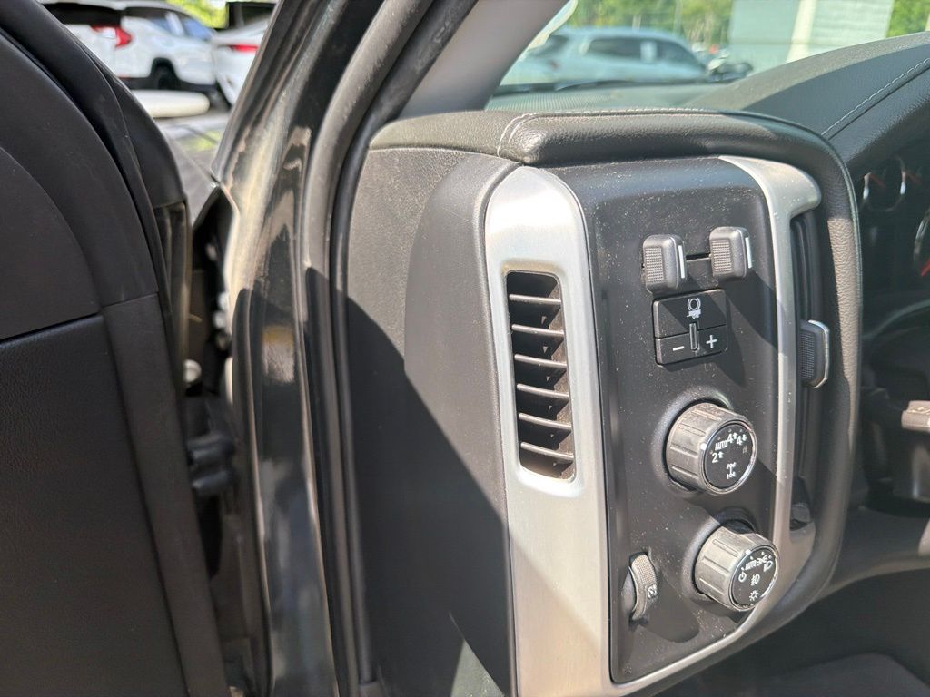 Thumbnail: 2018 GMC Sierra 1500 - 28