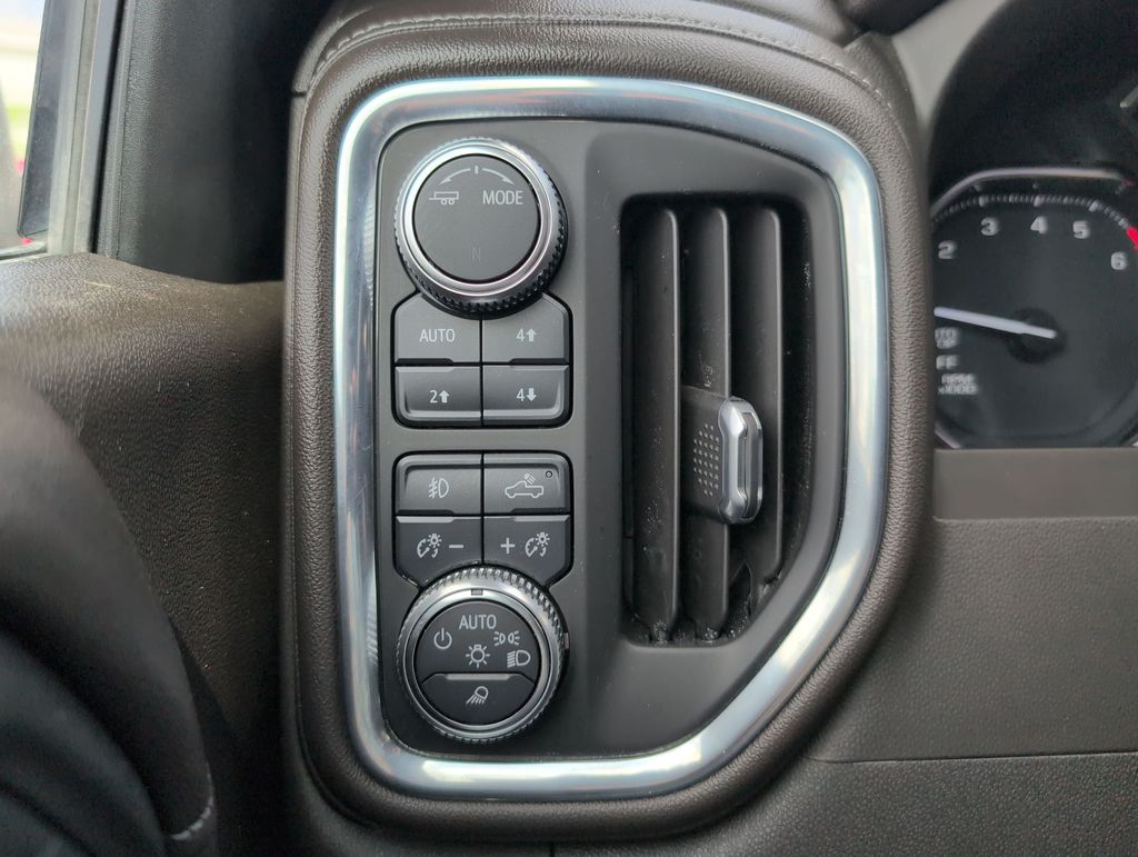 Thumbnail: 2021 GMC Sierra 1500 - 31