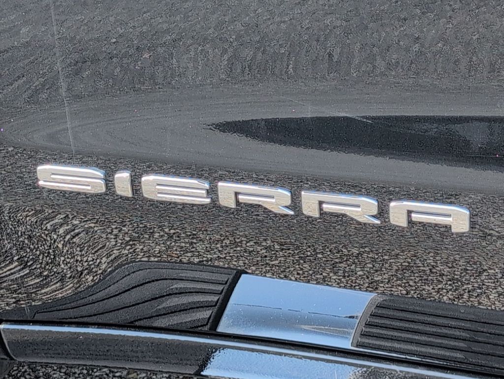 Thumbnail: 2022 GMC Sierra 1500 - 26