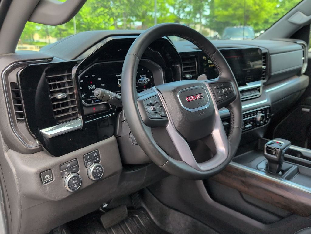 Thumbnail: 2024 GMC Sierra 1500 - 2