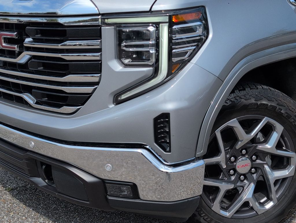 Thumbnail: 2024 GMC Sierra 1500 - 15
