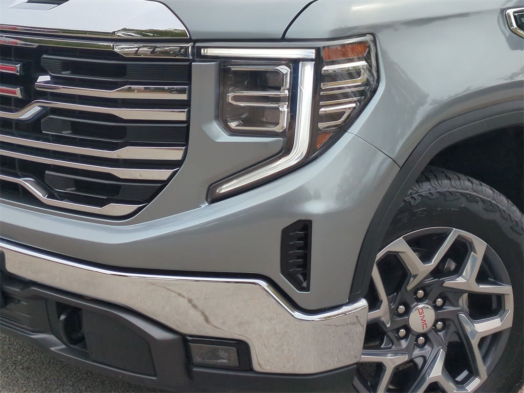 Thumbnail: 2023 GMC Sierra 1500 - 21