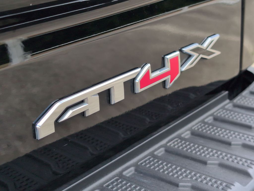 Thumbnail: 2023 GMC Sierra 1500 - 25