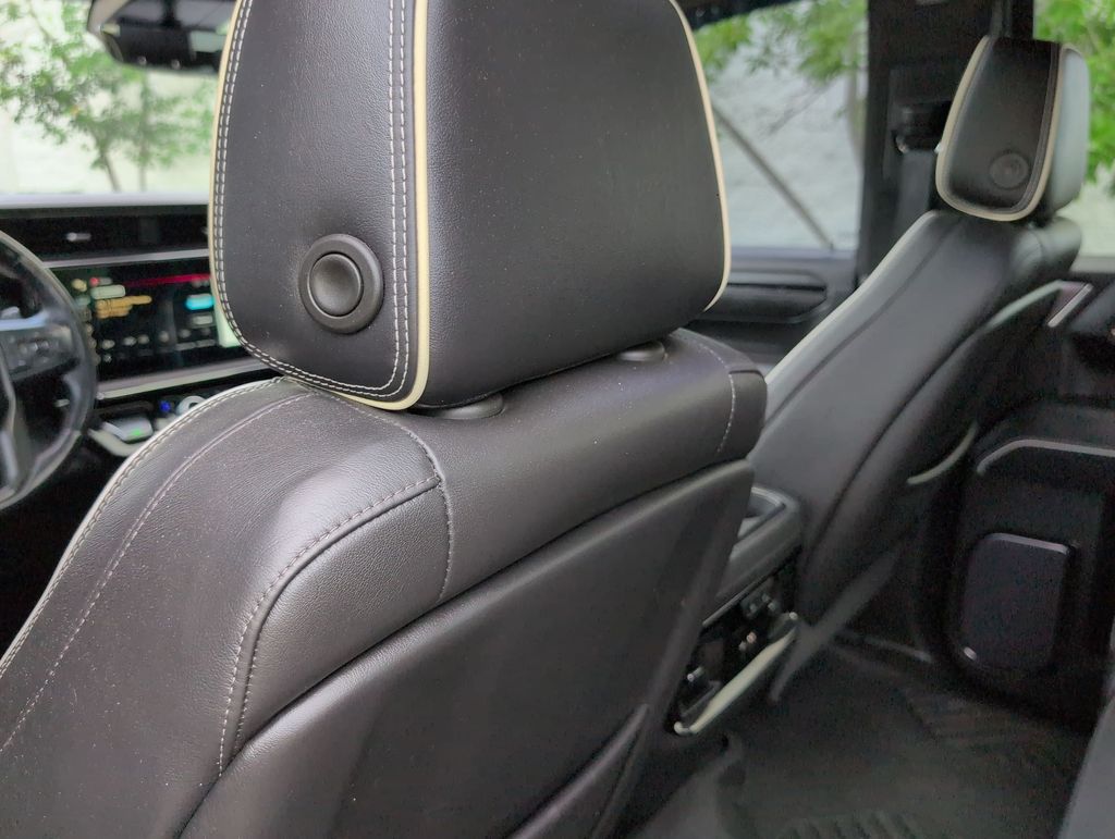 Thumbnail: 2023 GMC Sierra 1500 - 12