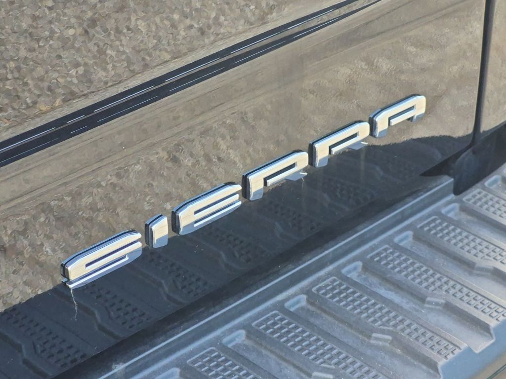 Thumbnail: 2025 GMC Sierra 1500 - 26