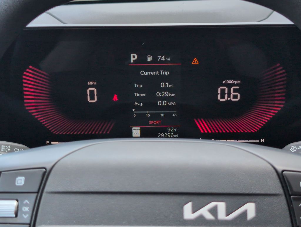 2025 Kia K4 LXS - Photo 15