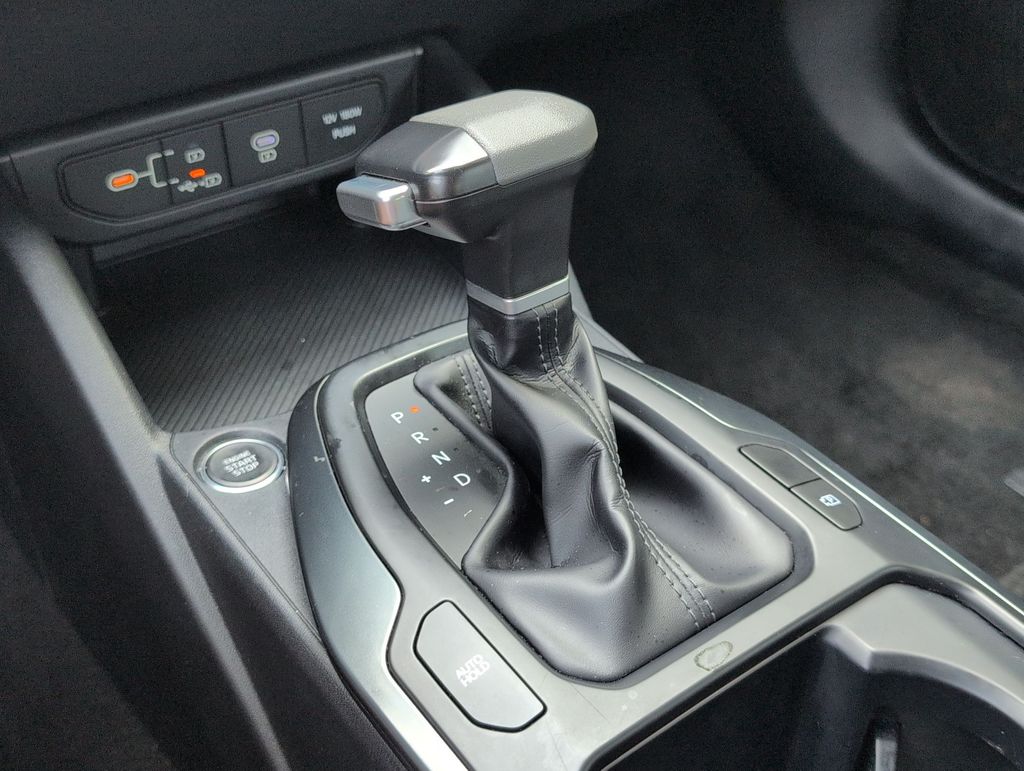 2025 Kia K4 LXS - Photo 34