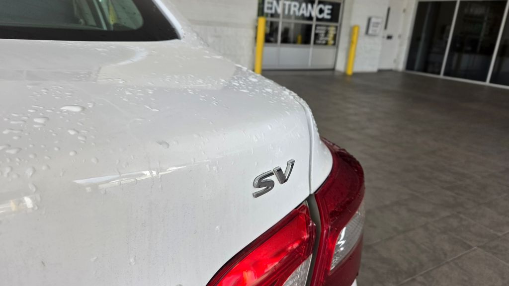Thumbnail: 2019 Nissan Sentra - 4