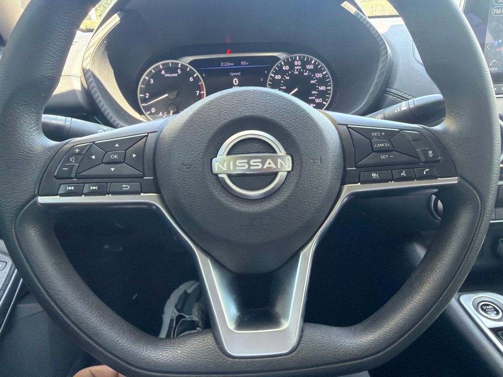 Thumbnail: 2024 Nissan Sentra - 16