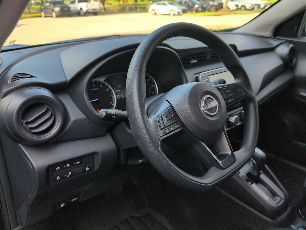 Thumbnail: 2024 Nissan Kicks - 2