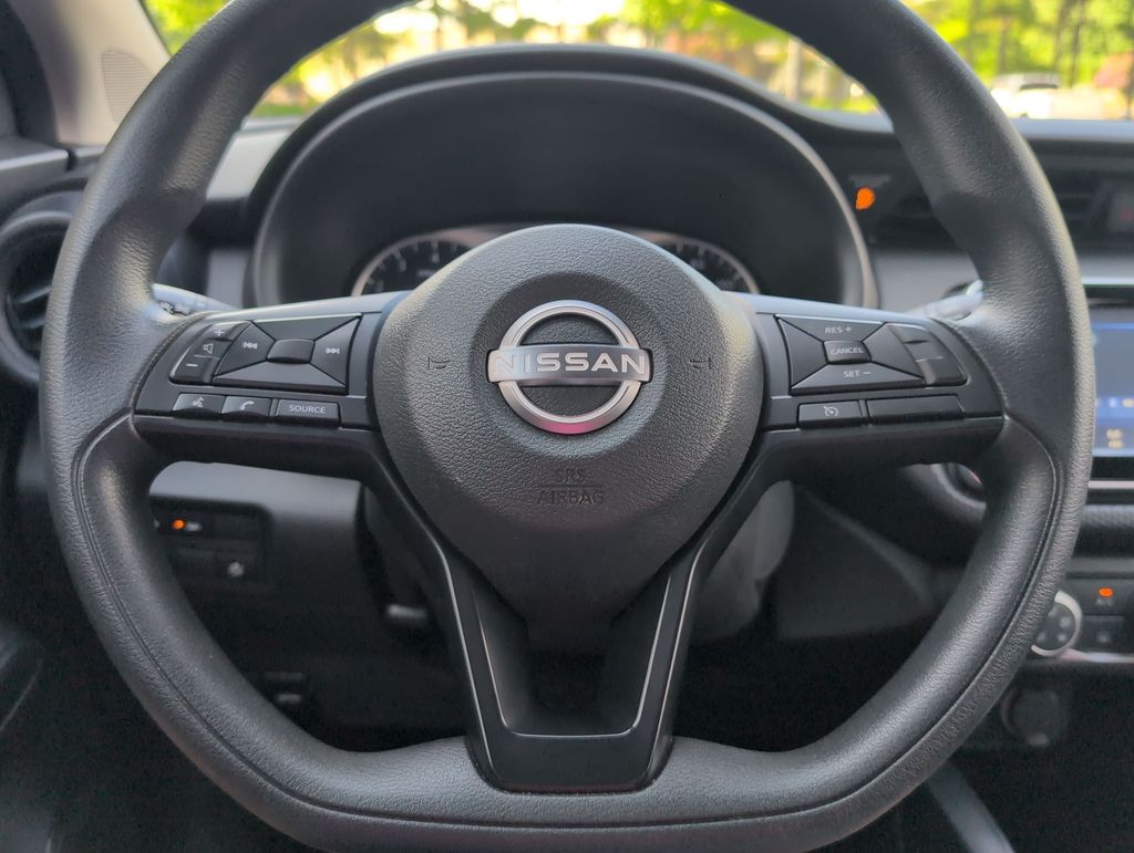 Thumbnail: 2024 Nissan Kicks - 12