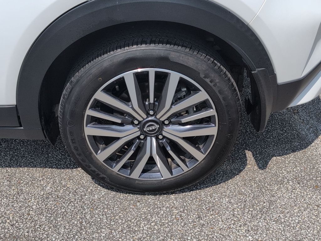 Thumbnail: 2023 Nissan Kicks - 8