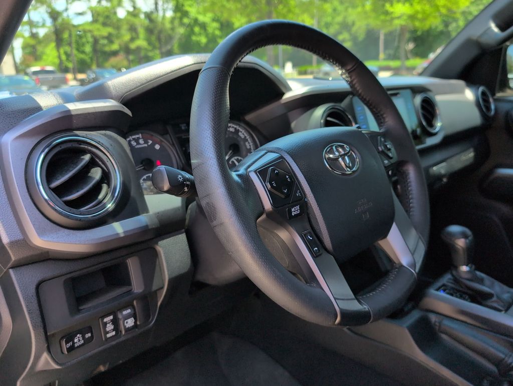 Thumbnail: 2017 Toyota Tacoma - 2