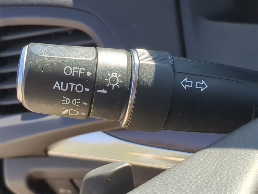 Thumbnail: 2016 Acura MDX - 32