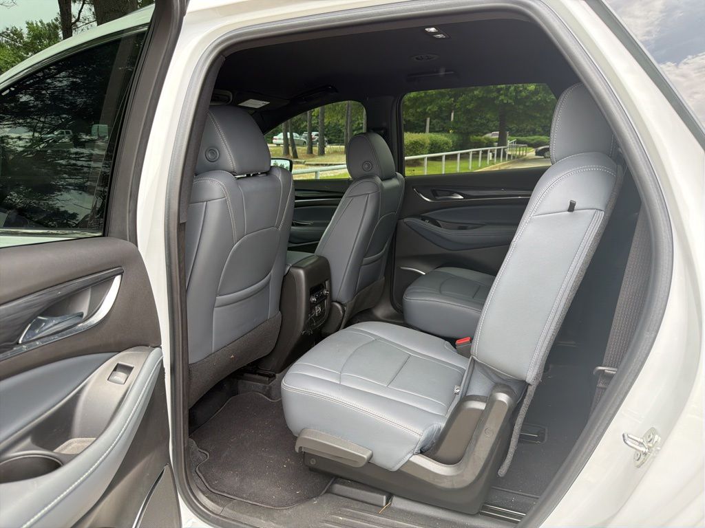 Thumbnail: 2022 Buick Enclave - 6