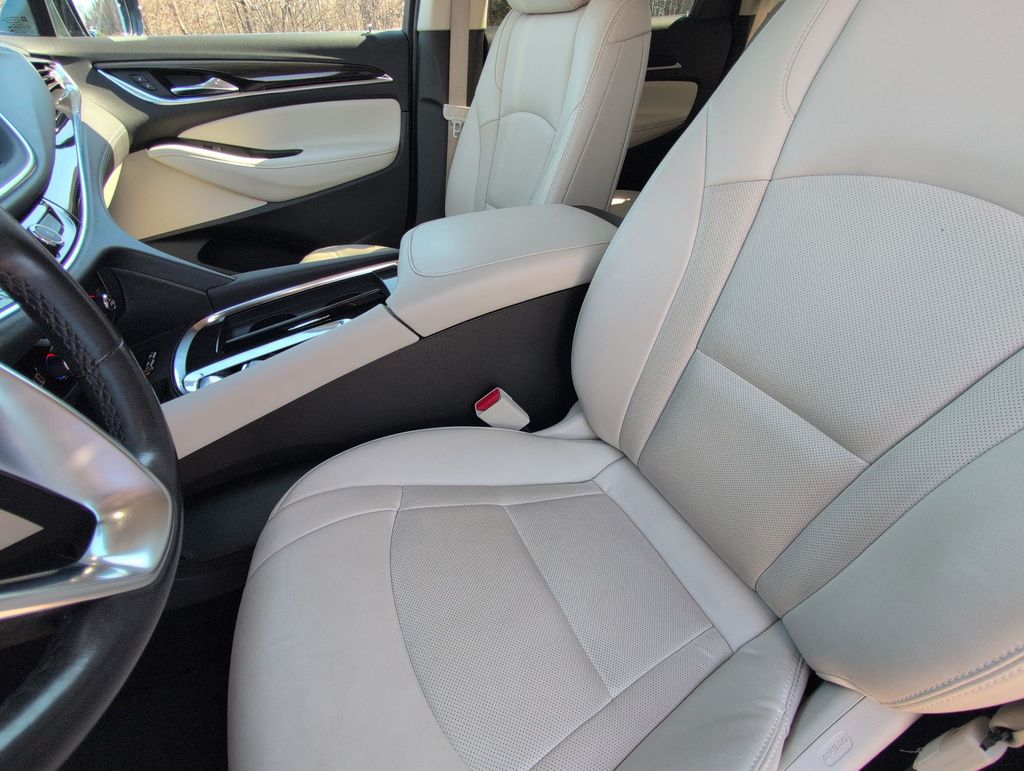 Thumbnail: 2023 Buick Enclave - 10