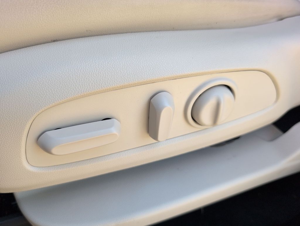 Thumbnail: 2023 Buick Enclave - 27