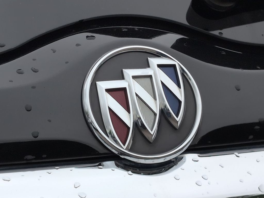 Thumbnail: 2023 Buick Enclave - 7