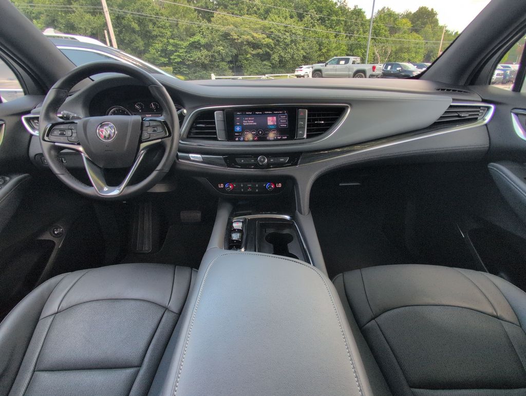 Thumbnail: 2023 Buick Enclave - 10