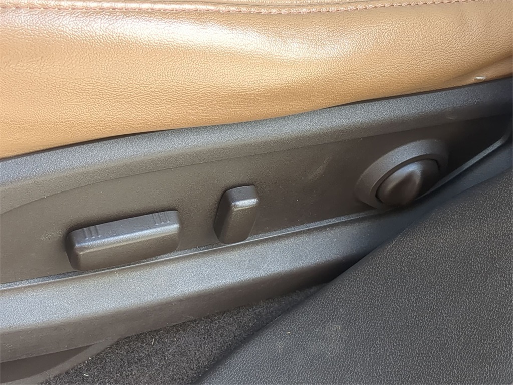 2015 Buick Enclave Leather Group 26