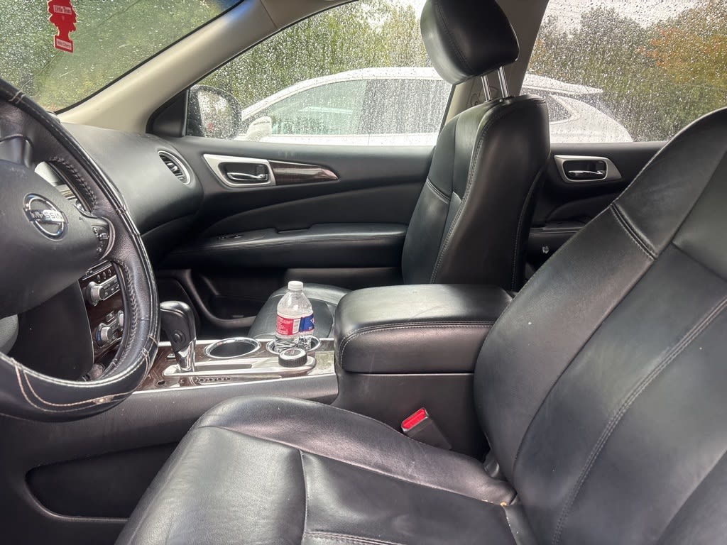 Thumbnail: 2013 Nissan Pathfinder - 7