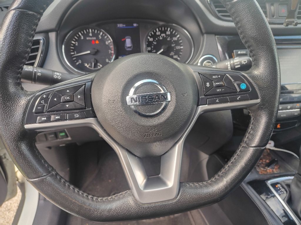 Thumbnail: 2020 Nissan Rogue - 2