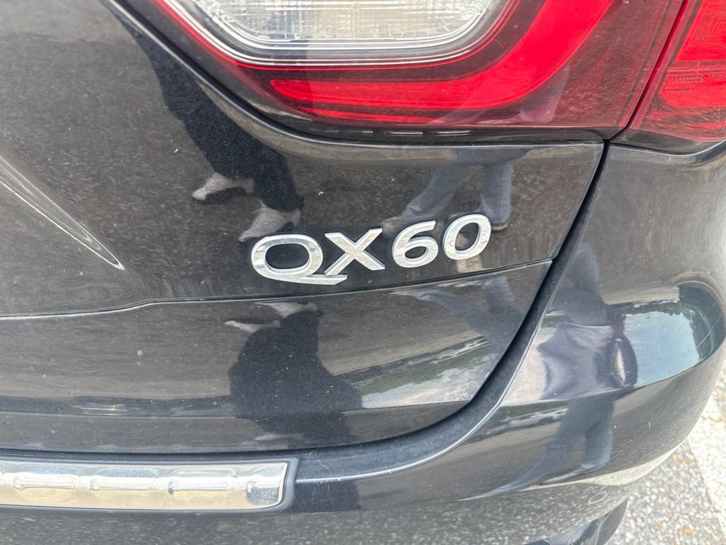 Thumbnail: 2018 INFINITI QX60 - 20