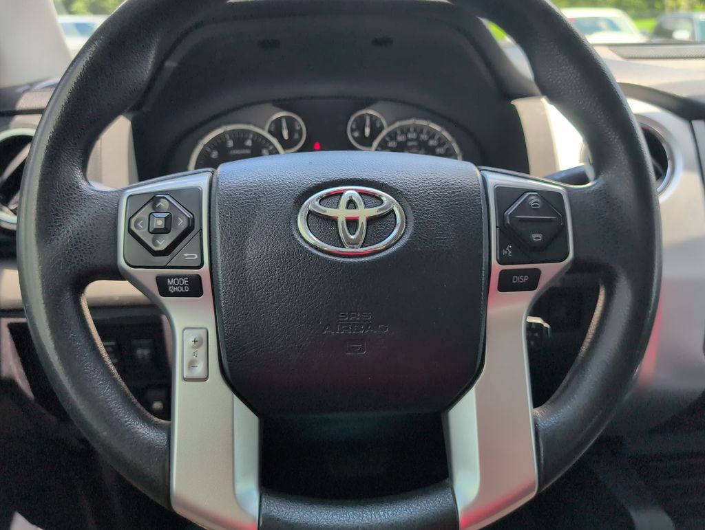 Thumbnail: 2015 Toyota Tundra - 27