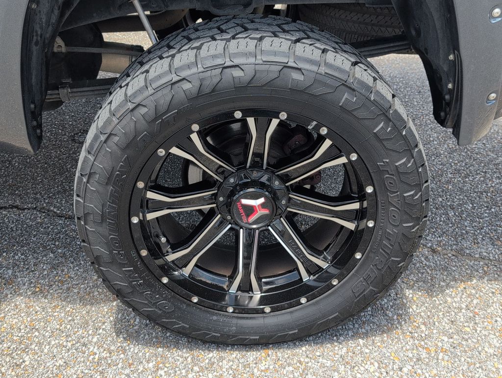 Thumbnail: 2015 Toyota Tundra - 7