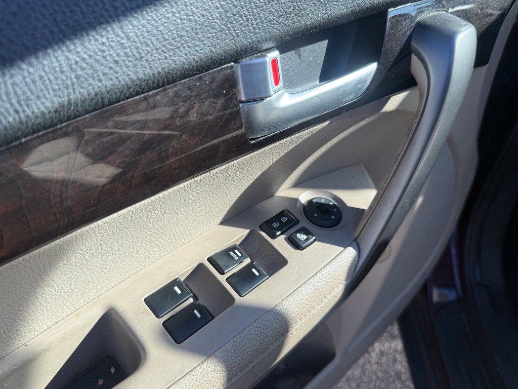 Thumbnail: 2014 Kia Sorento - 12