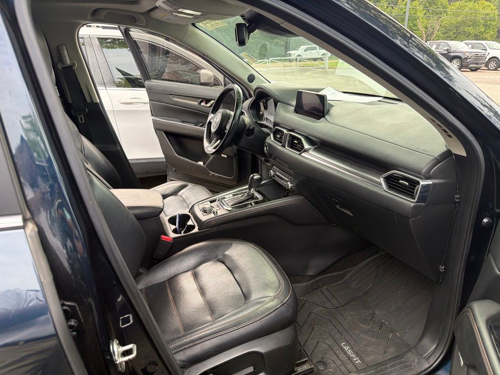 Thumbnail: 2019 Mazda CX-5 - 6