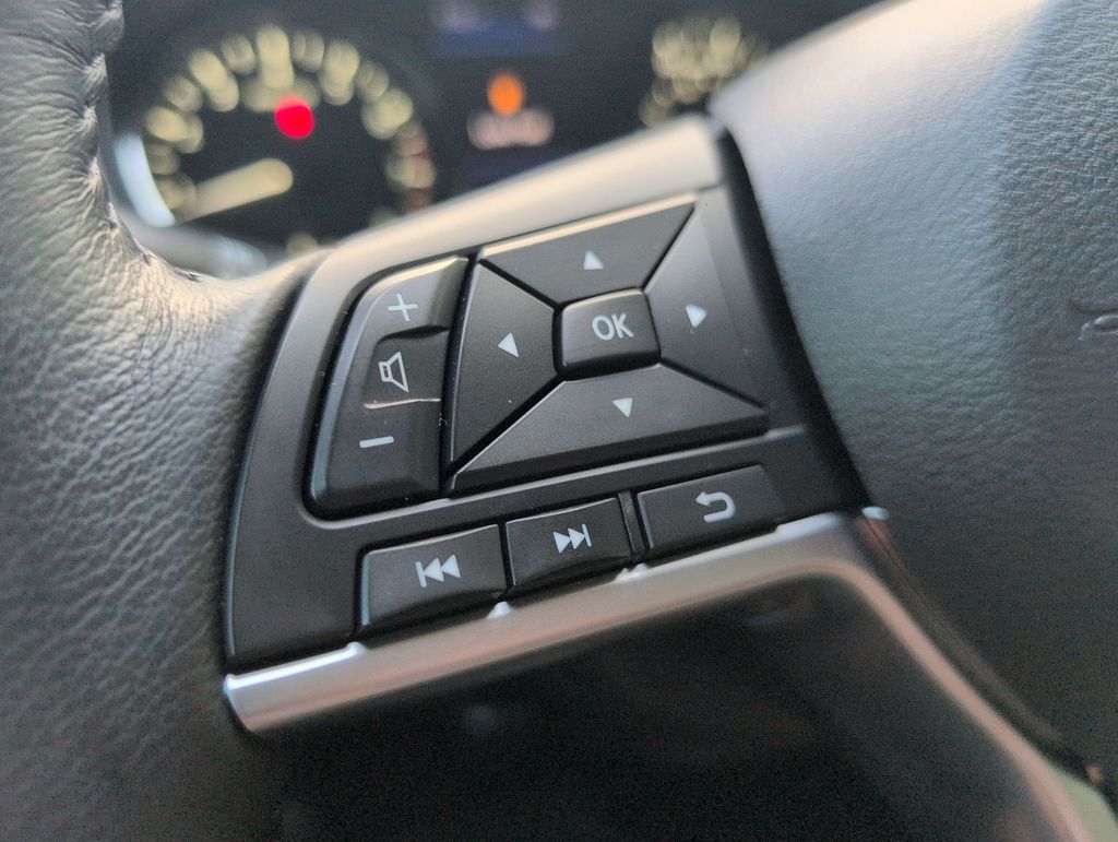 2019 Nissan Rogue SV - Photo 30