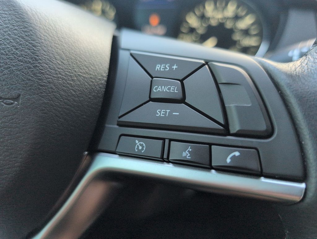 2019 Nissan Rogue SV - Photo 31