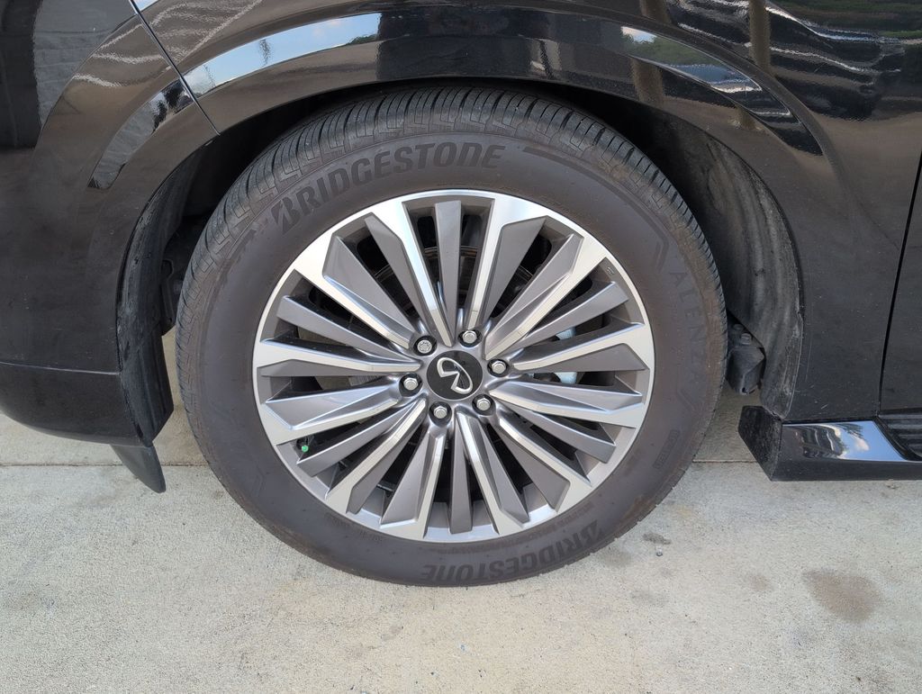 Thumbnail: 2025 INFINITI QX80 - 7