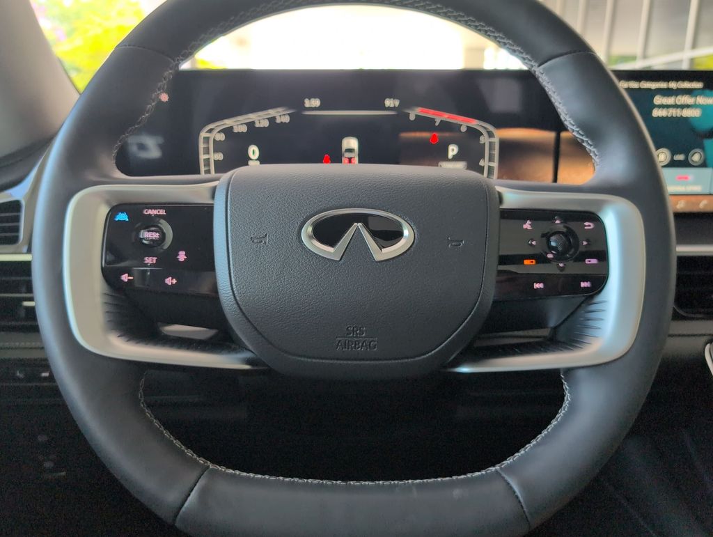 Thumbnail: 2025 INFINITI QX80 - 12