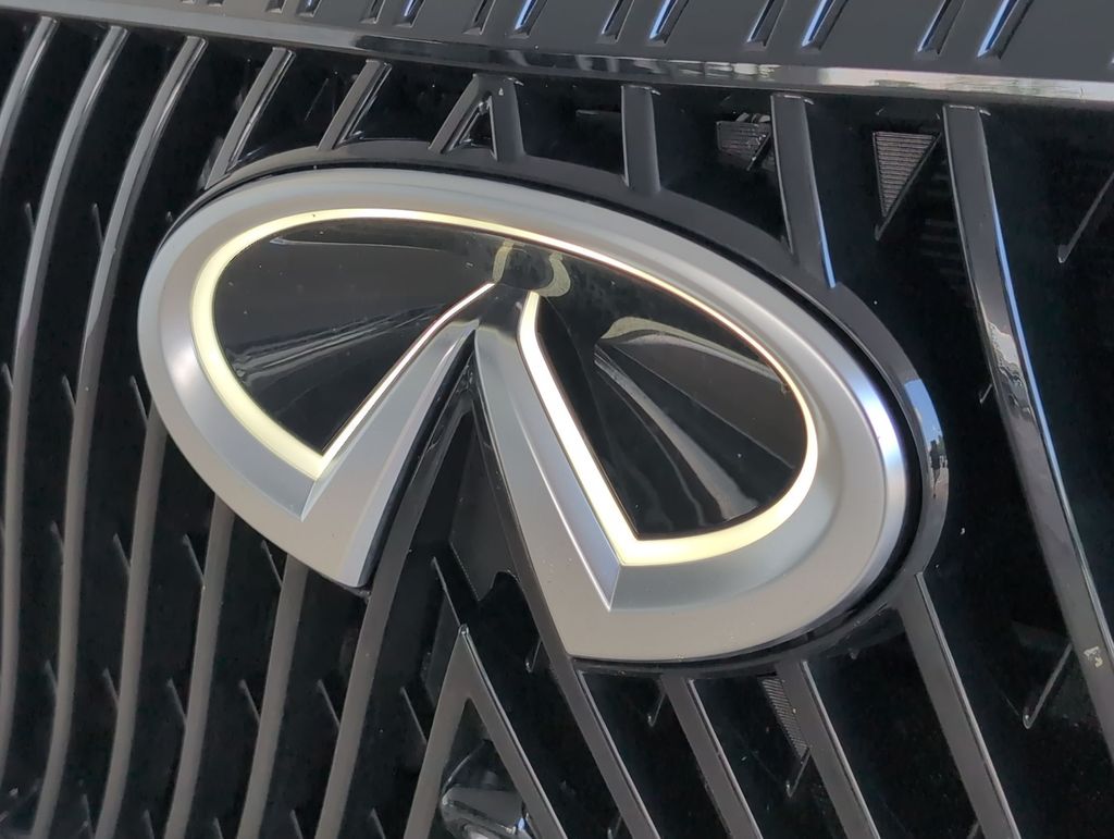 Thumbnail: 2025 INFINITI QX80 - 14