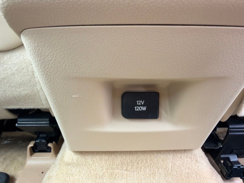 Thumbnail: 2015 Lexus ES - 30