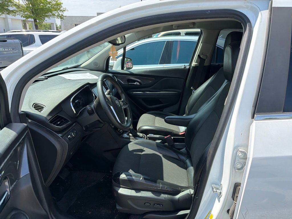 Thumbnail: 2018 Buick Encore - 6