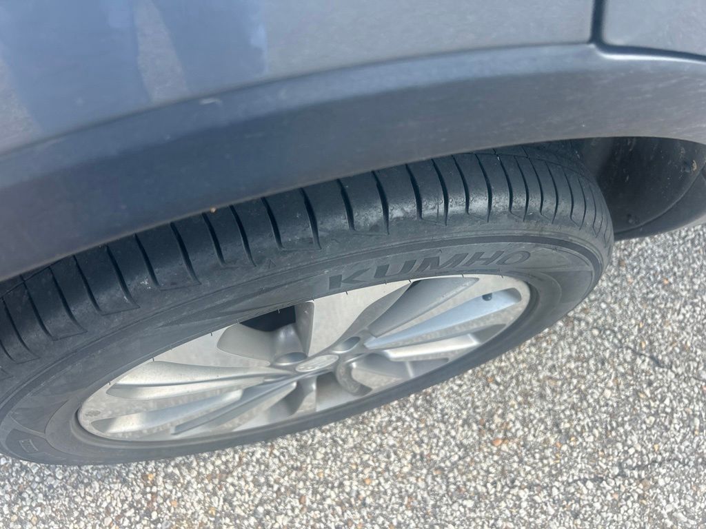 Thumbnail: 2019 Buick Encore - 15