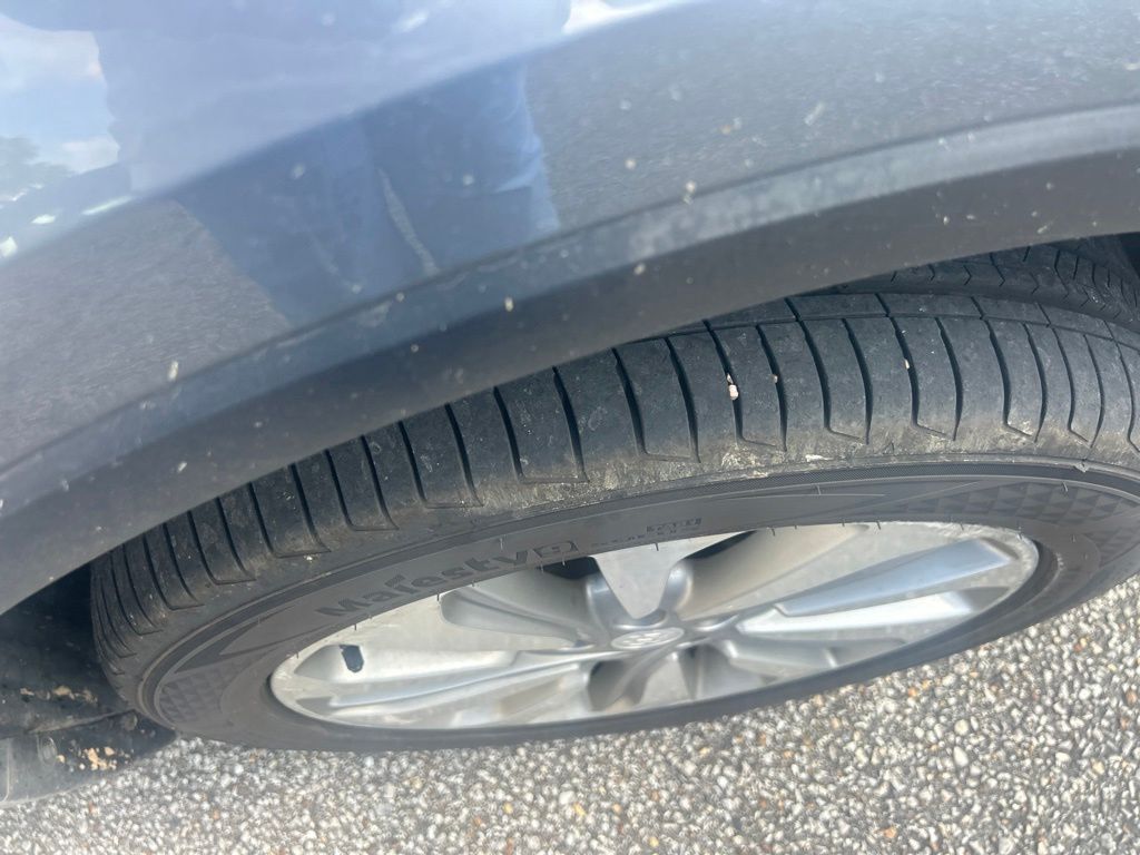 Thumbnail: 2019 Buick Encore - 17