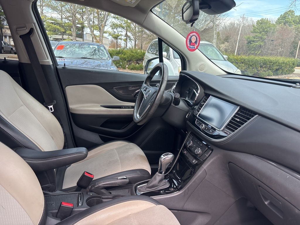 Thumbnail: 2018 Buick Encore - 6