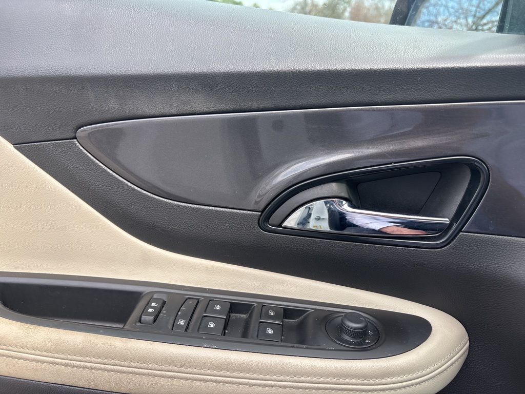 Thumbnail: 2018 Buick Encore - 14