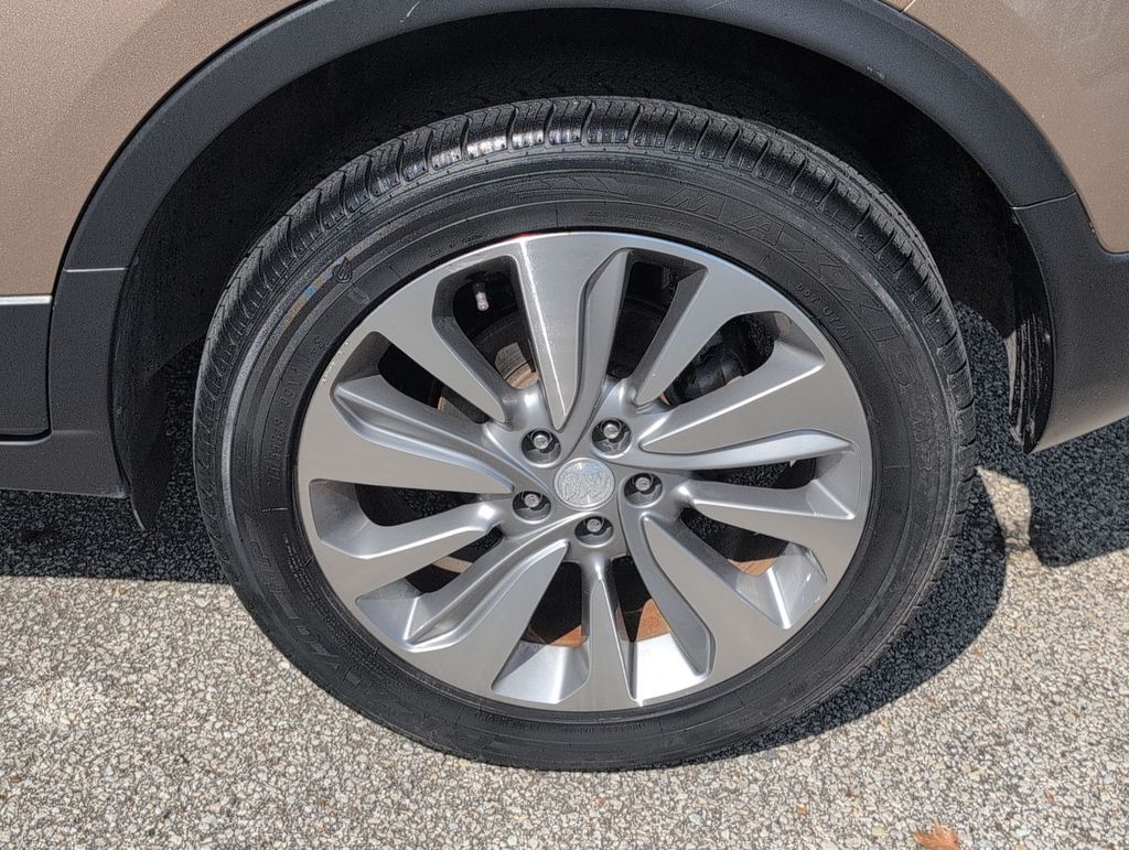 Thumbnail: 2018 Buick Encore - 23
