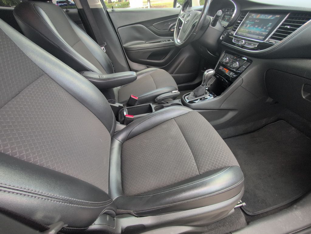 Thumbnail: 2018 Buick Encore - 10