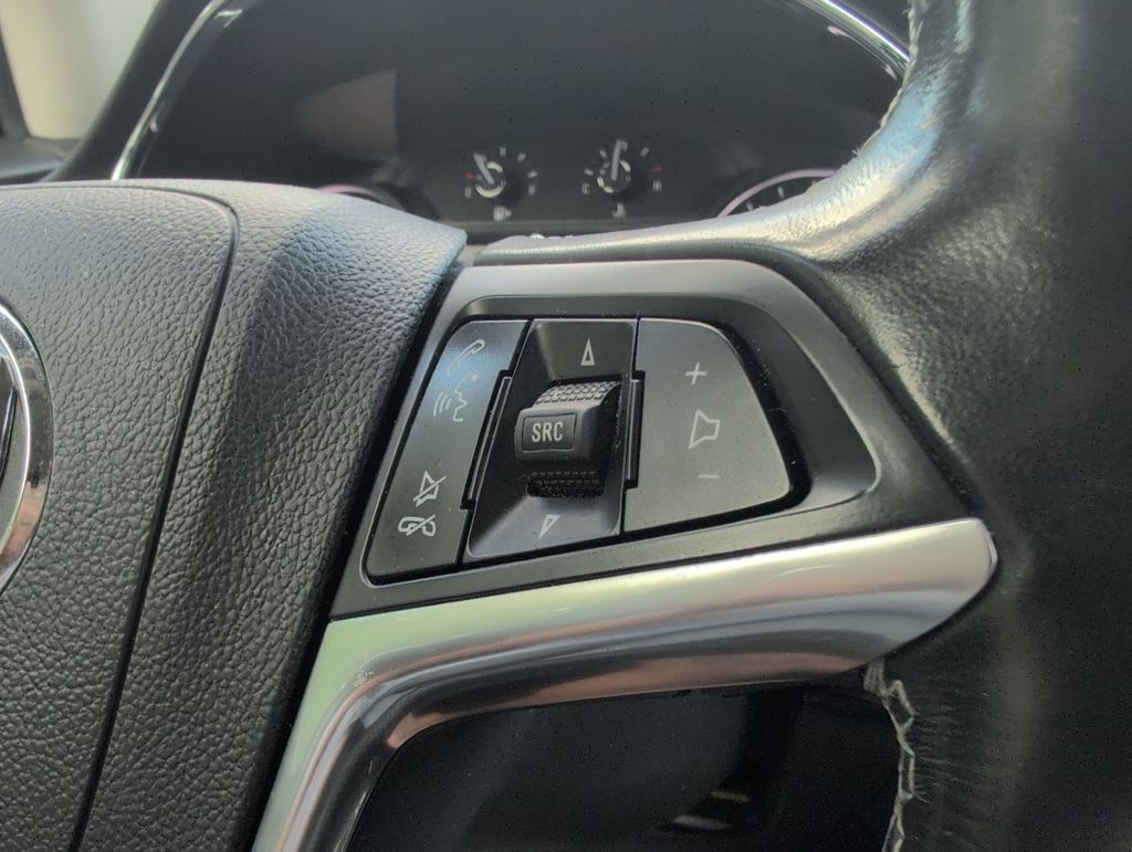 Thumbnail: 2018 Buick Encore - 29